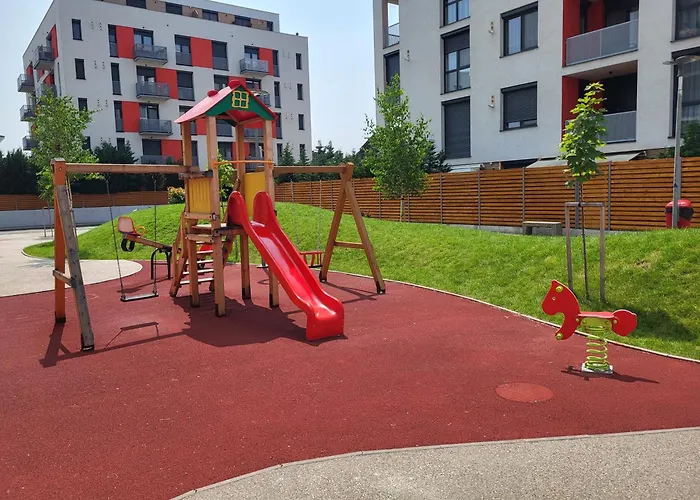 Sika Imperial Garden Apartment Arad