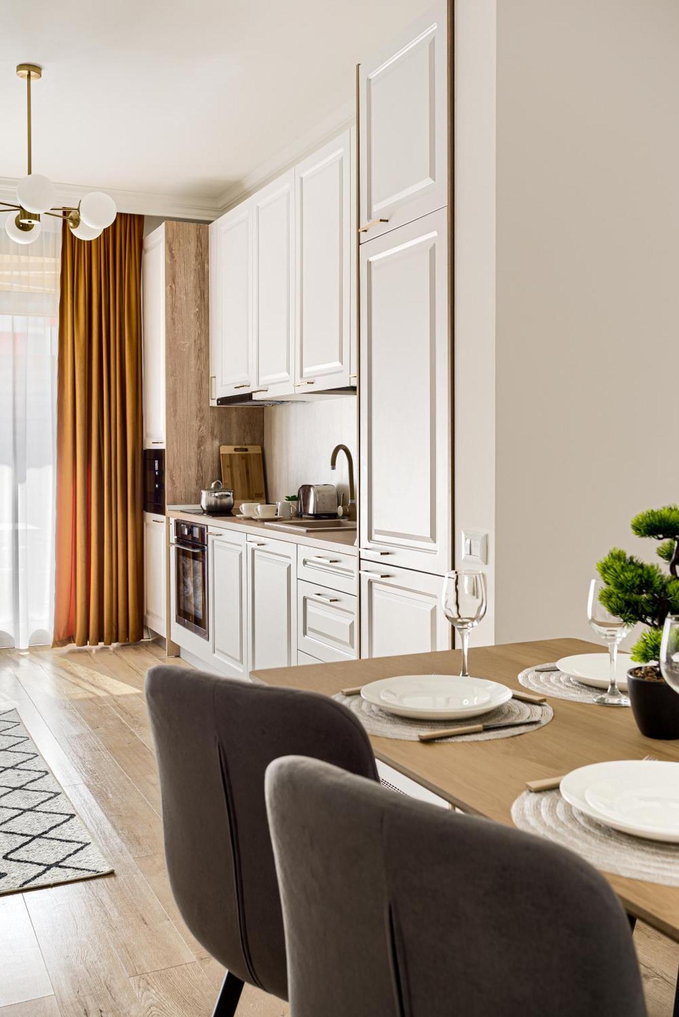 Sika Imperial Garden Apartment Arad