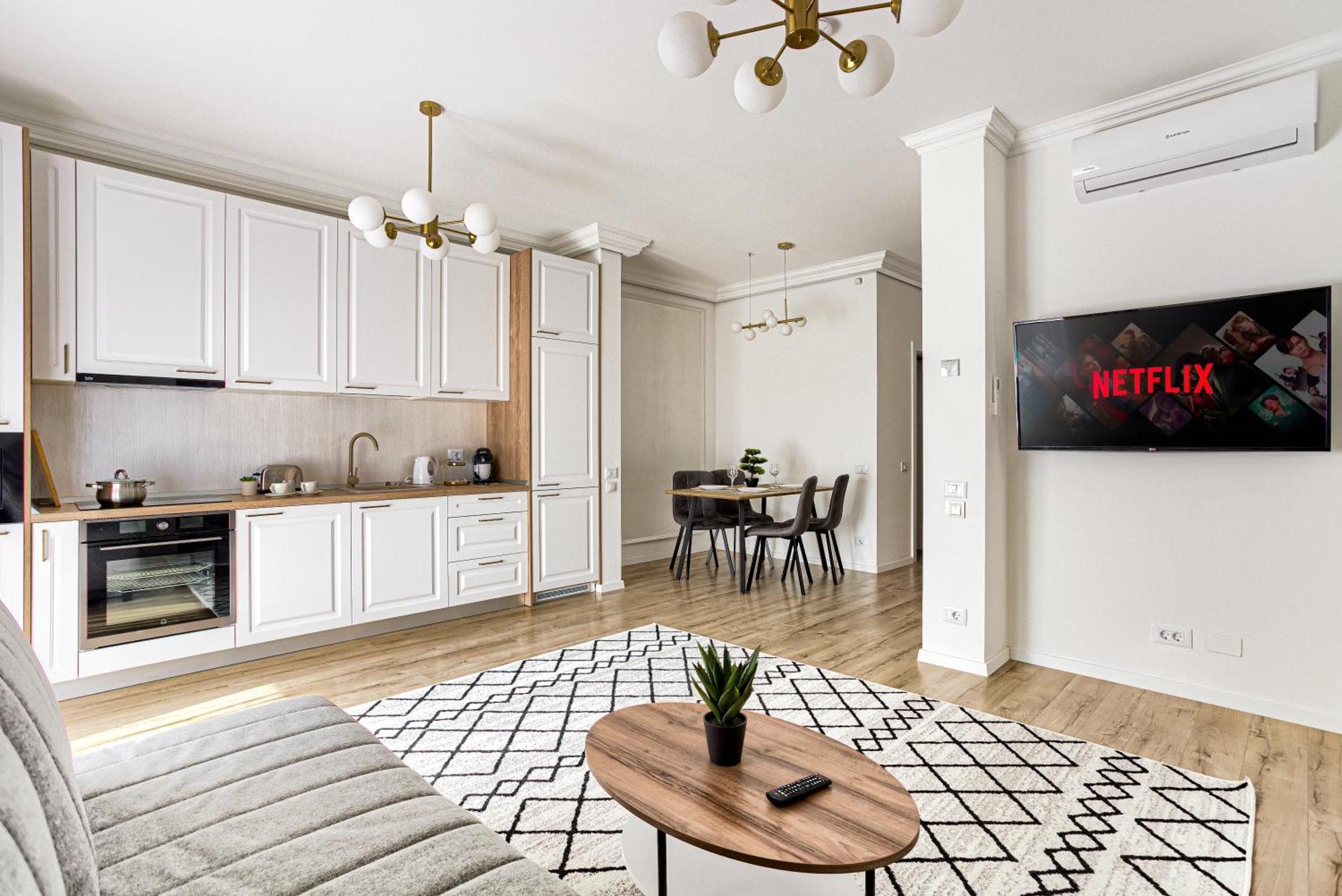 Sika Imperial Garden Apartment Arad